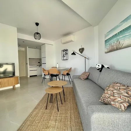 En Primera Linea, Centro Marbellac