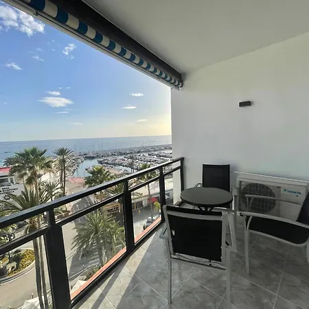 Apartamento En Primera Línea, Centro *